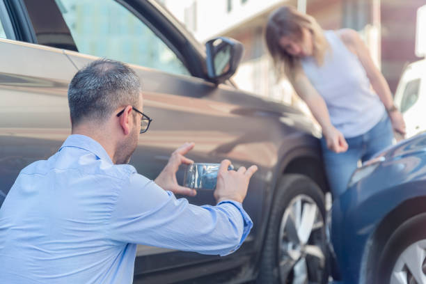 Professional Commercial Auto Insurance technician working in Lakewood, WA